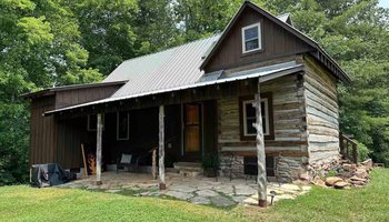 Chestnut Branch Farm Cabin.avif