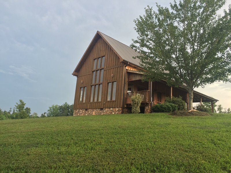 Whippoorwill Cabin - Yadkin Valley, NC